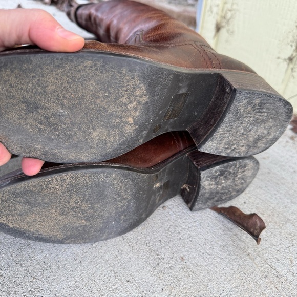 Over the knee boots - Picture 3 of 3